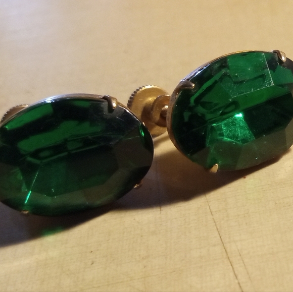 Vibrant Green Earrings with Oval Gemstone and Gold Setting - Picture 1 of 6